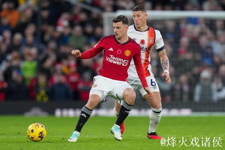 复仇之战，曼联官宣对阵伯恩茅斯海报：芒特单人亮相