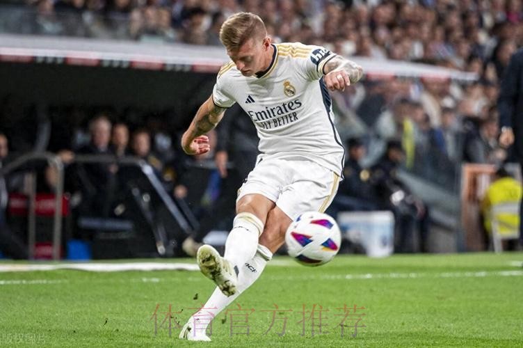 安帅:克罗斯是最伟大的球员之一 皇马拥有他真幸运 安帅:克罗斯是最伟大的球员之一 皇马拥有他真幸运